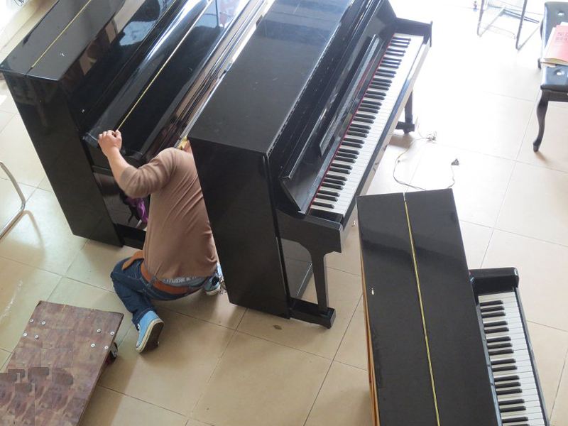 小金县搬钢琴